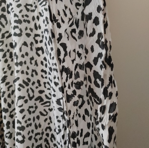 Aerie Black & White Cheetah Print Kimono ~ Size OS - Picture 7 of 10